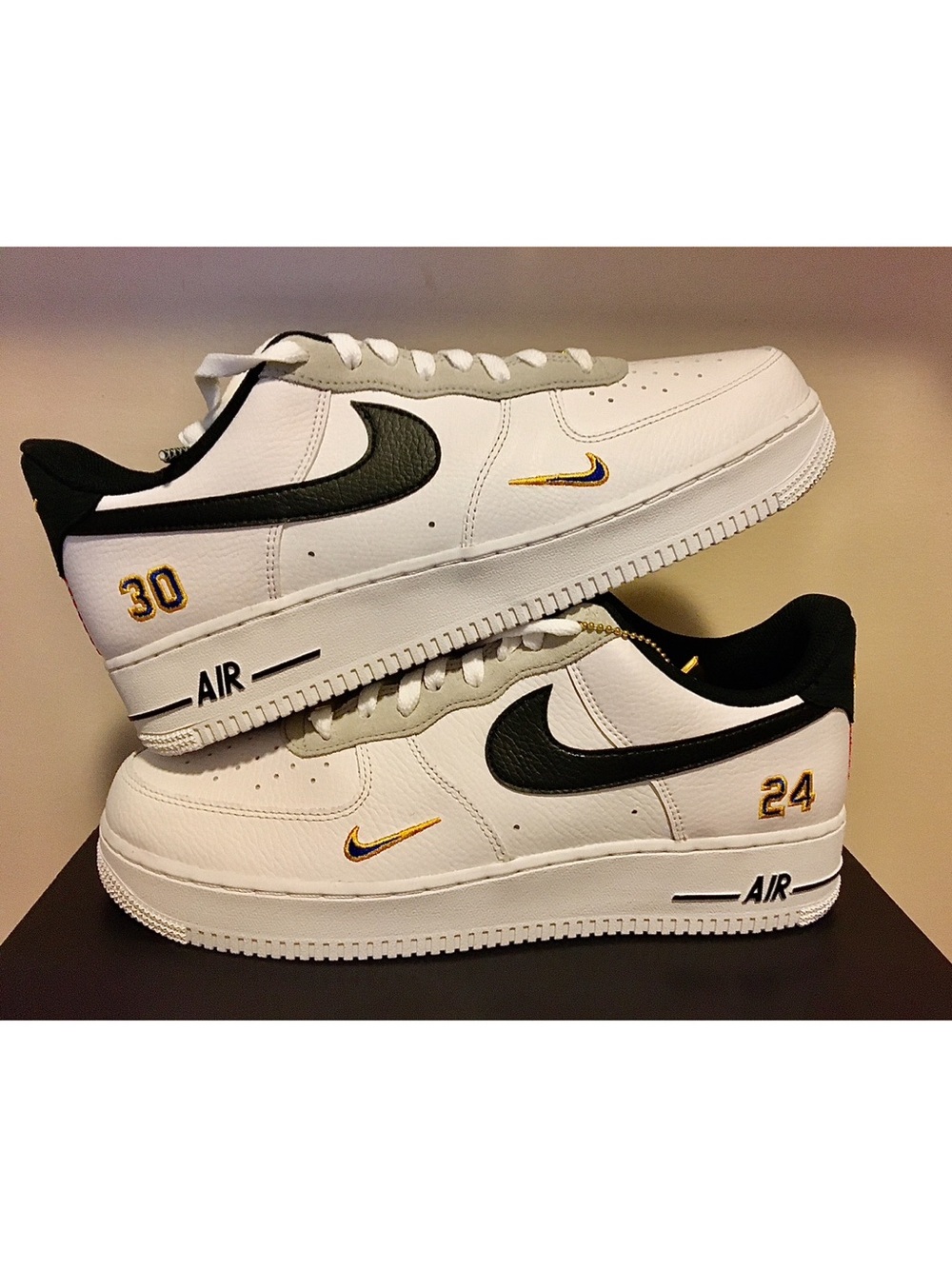 NIKE Air Force 1 Low "Ken Griffey Jr/Sr. Swingman". Sz 10 Deadstock